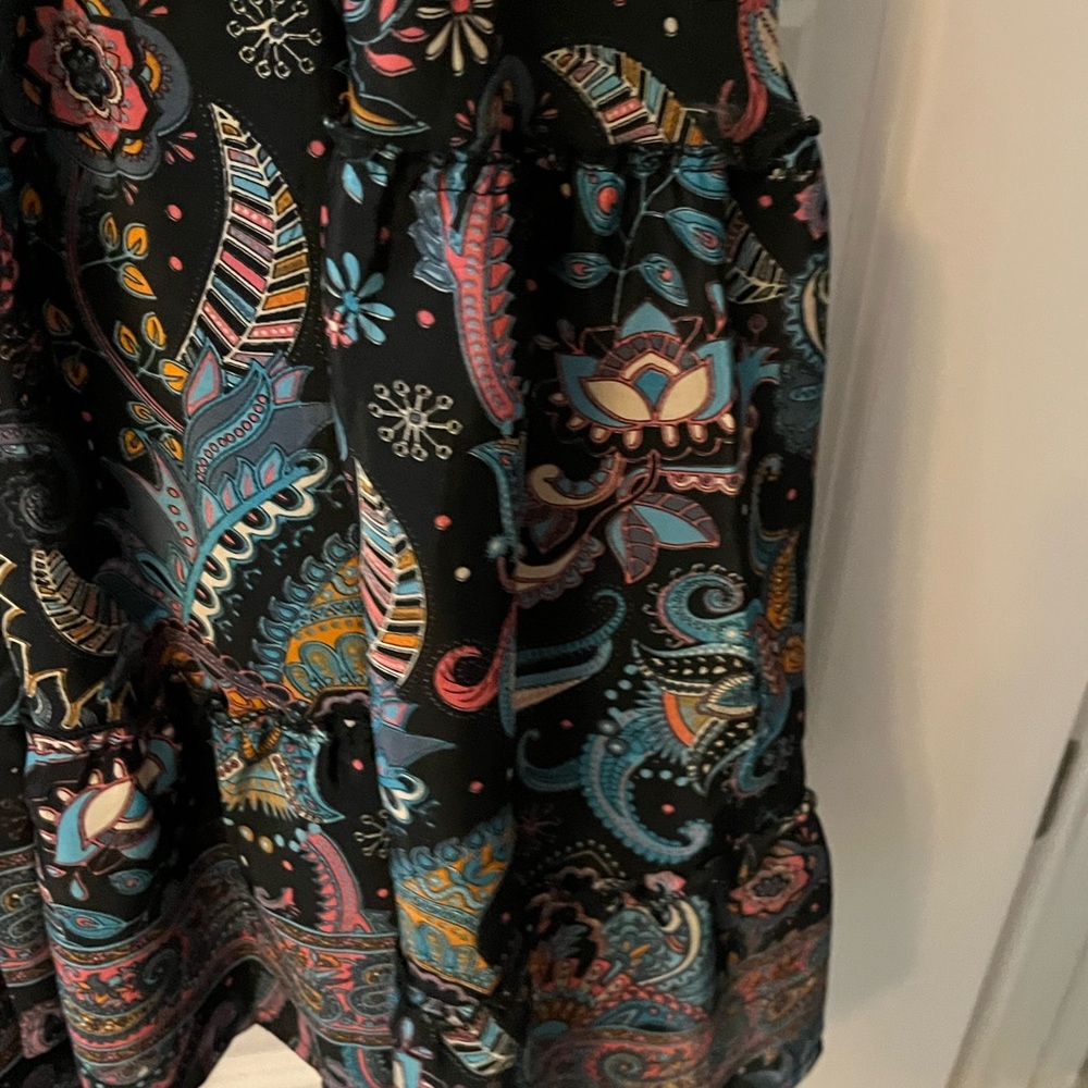 🌸🦋💫Elegant Paisley Halter Maxi Dress in Black and Pink and Teal💫🌼🌻 - Picture 11 of 14